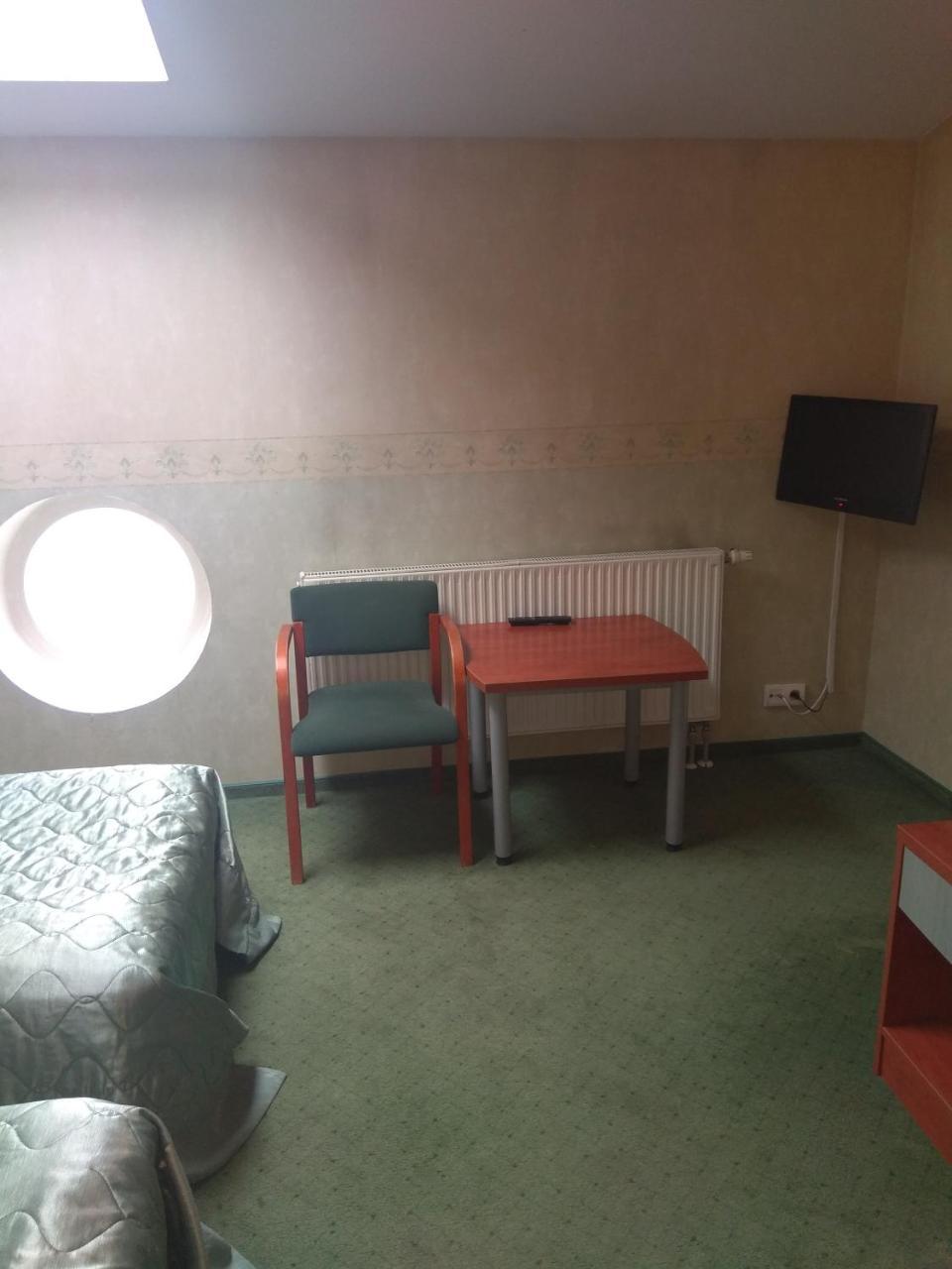 比亚瓦波德拉斯卡Roskosz Zespol Dworsko Parkowy住宿加早餐旅馆 外观 照片